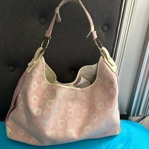 Excellent used condition Feragmo Salvador canvas satchel pink tote